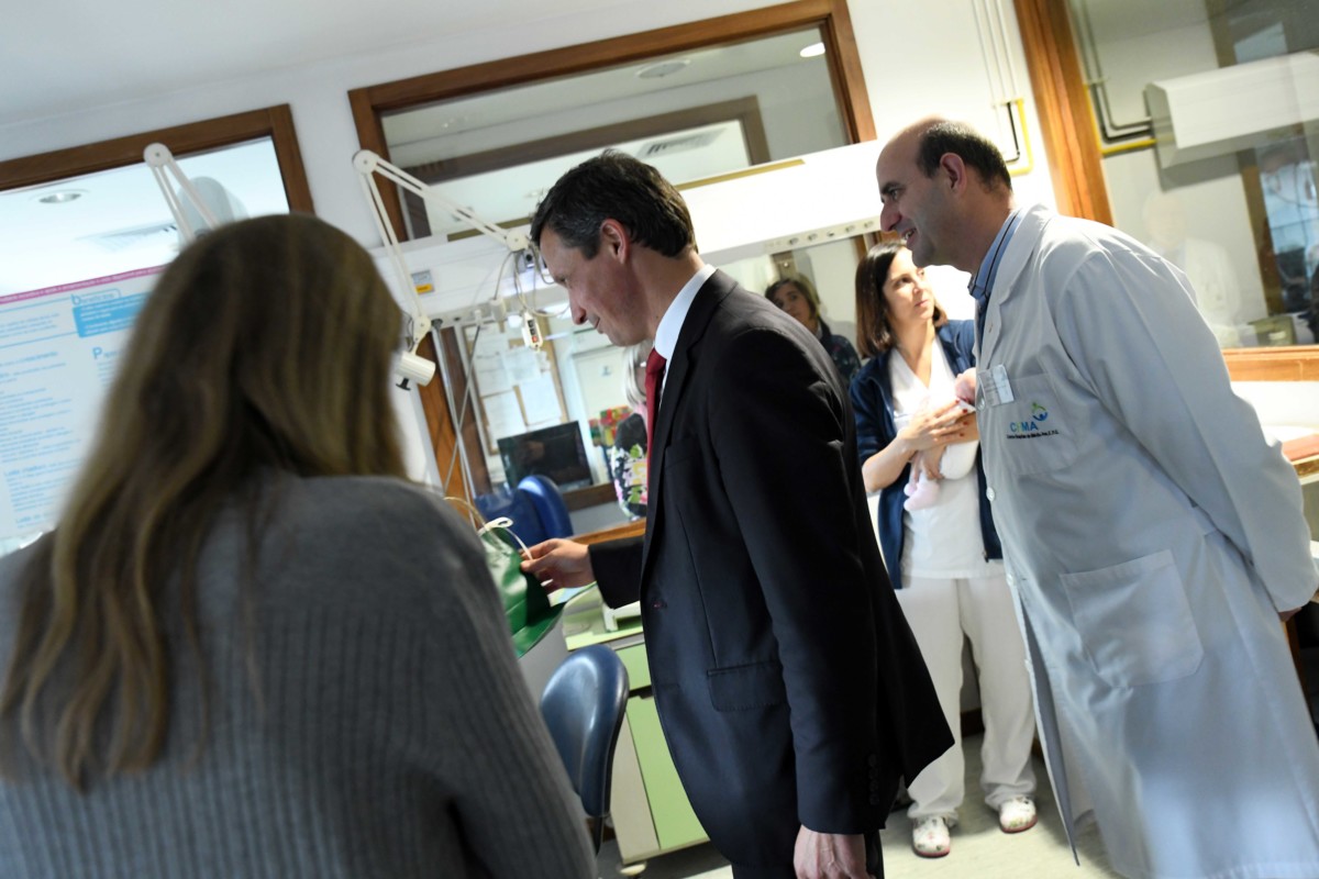 Paulo Cunha leva palavra de esperança aos doentes do hospital