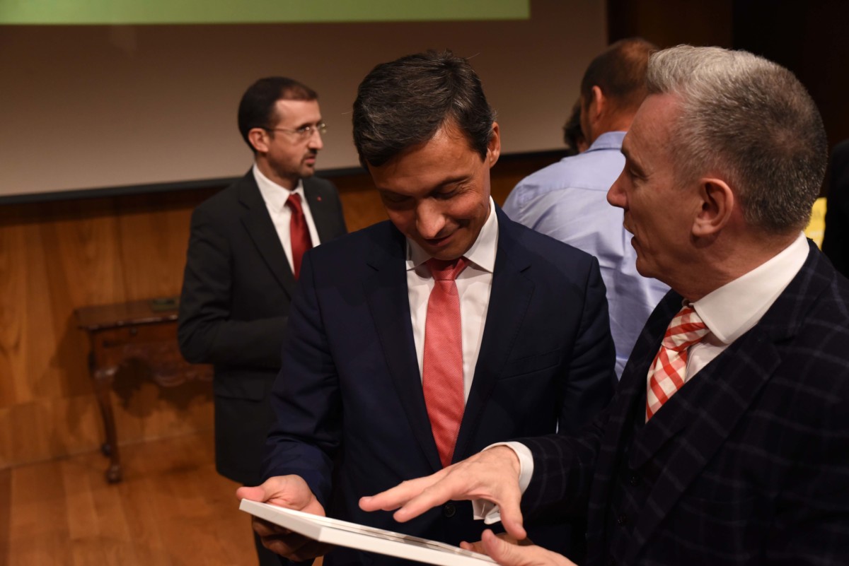 Famalicão e Liverpool consolidam cooperação económica e social