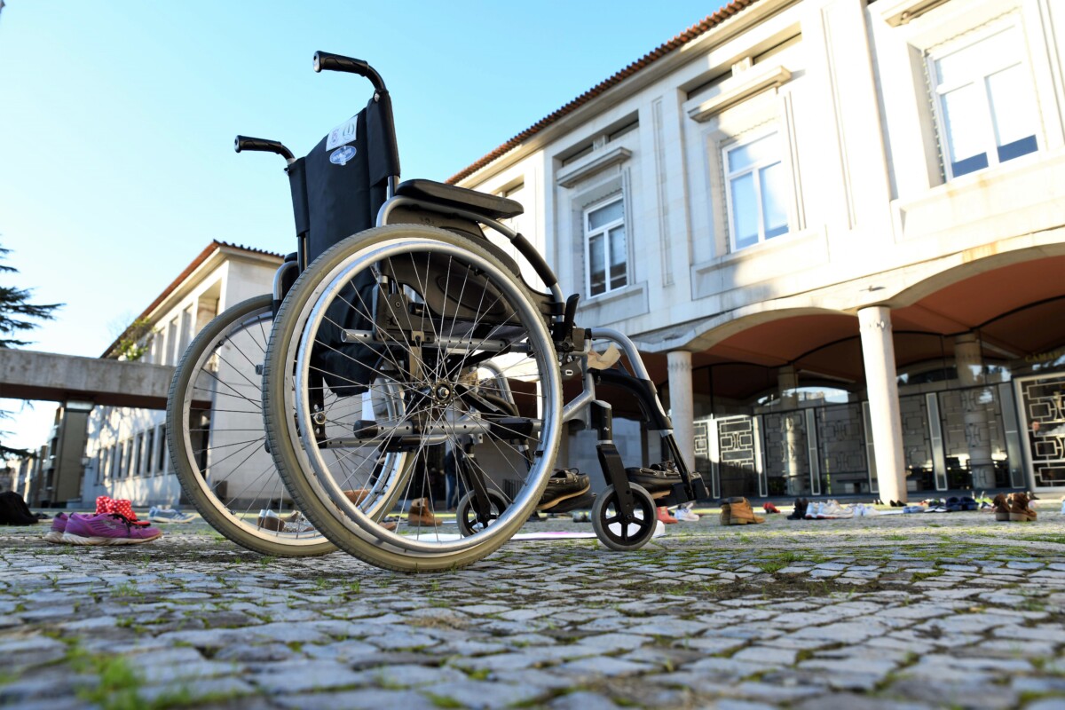 Famalicão: Município garante transporte a quase uma centena de cidadãos famalicenses portadores de deficiência