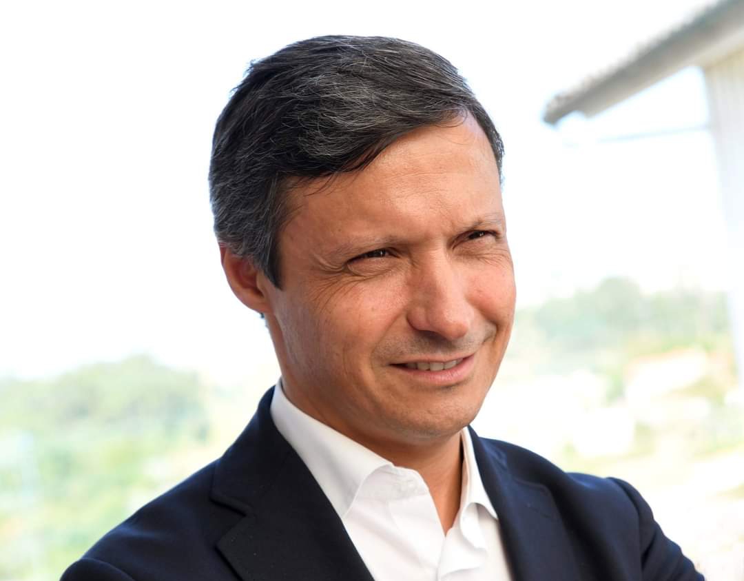 Paulo Cunha reeleito com 95% dos votos