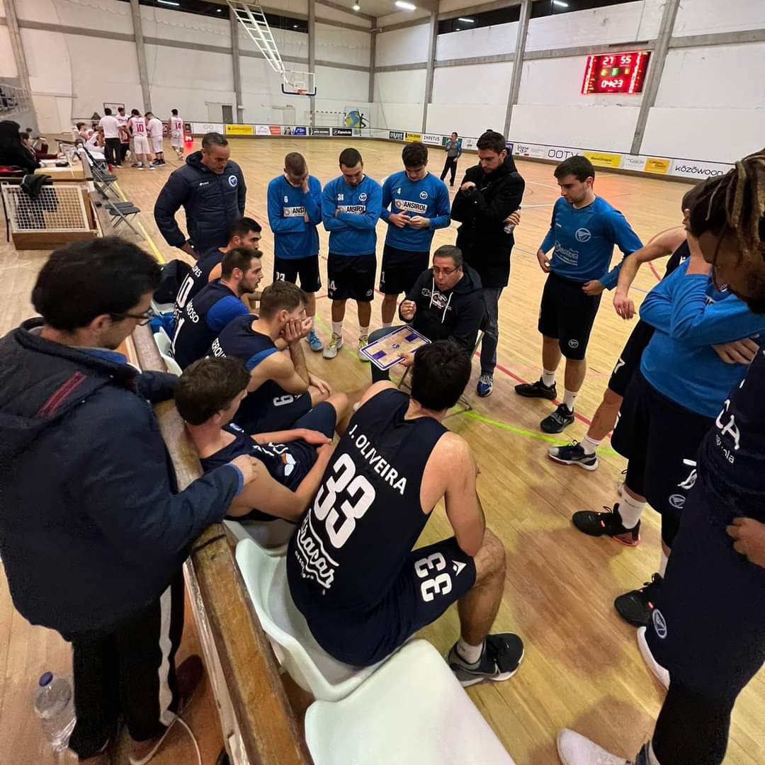 Famalicão: Basquetebol do FAC em primeiro lugar