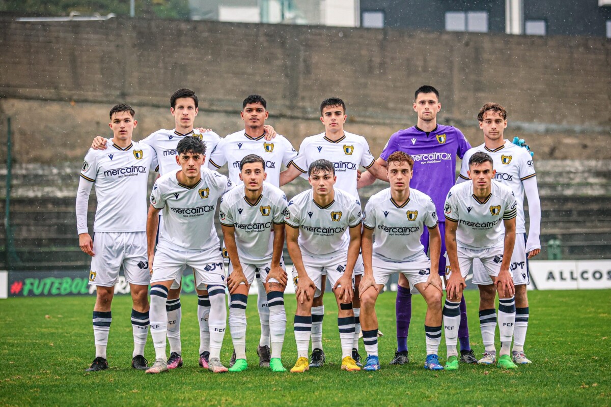 Famalicão começa segunda fase da Liga Revelação em casa do Estrela da Amadora