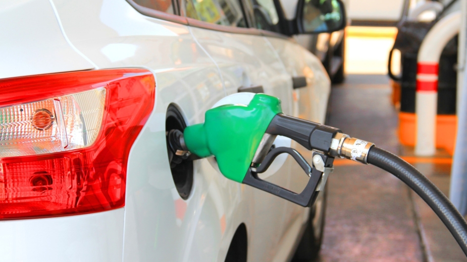Combustíveis: Gasolina desce 5cênt. depois de ter subido 9cênt. nas últimas três semanas