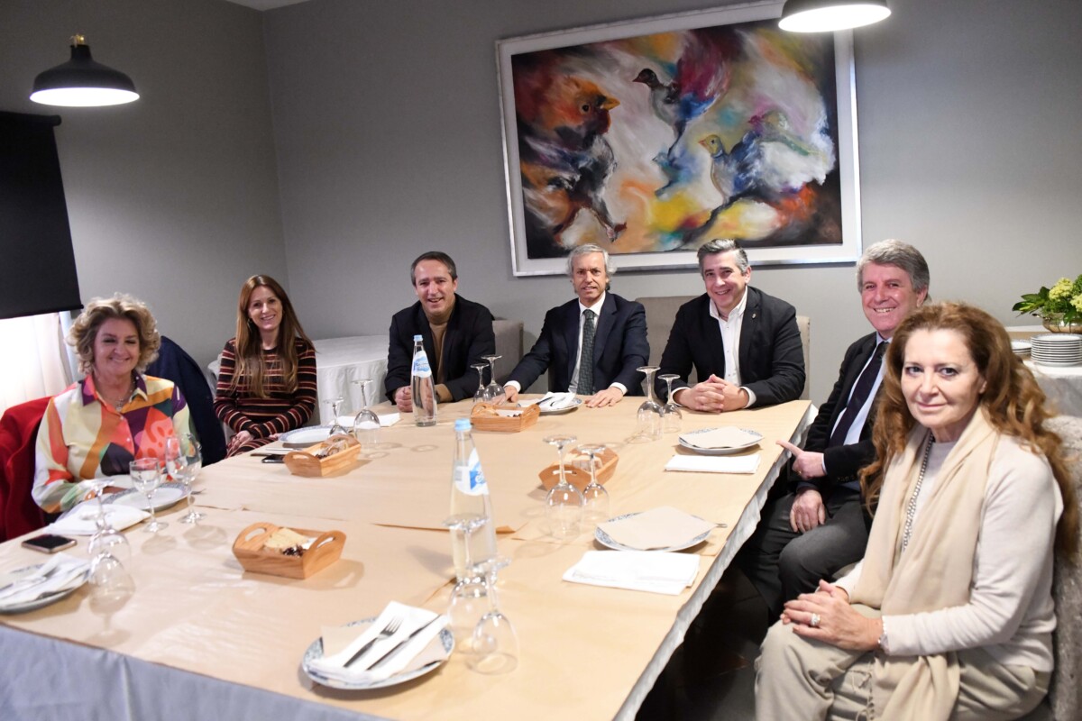 Presidentes de Câmara de Famalicão, Santo Tirso, e Trofa unidos no melhoramento da maternidade do Hospital