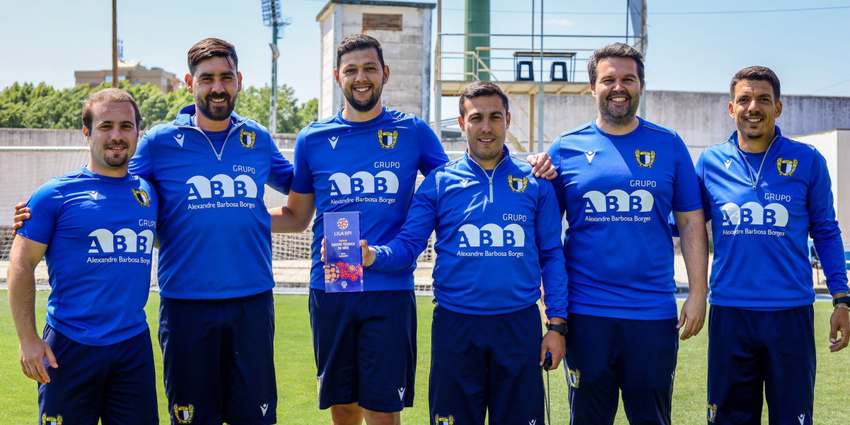 Equipa técnica do Famalicão foi a melhor de abril