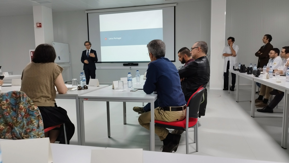 Famalicão: Investigadores visitam a Leica e espreitam laços de colaboração