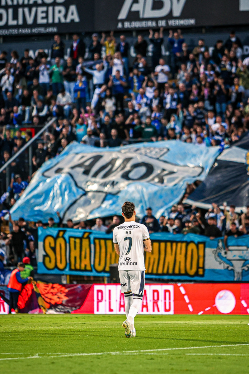 FC Famalicão tenta fazer história na noite desta quinta-feira