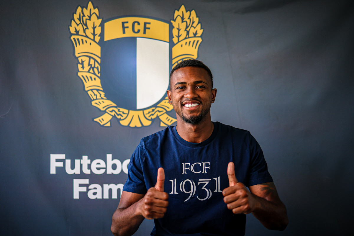 Otávio em definitivo no FC Famalicão