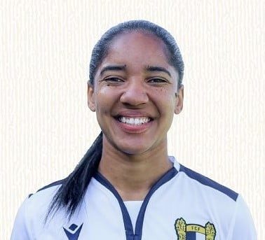Benfica veio a Famalicão buscar três jogadoras