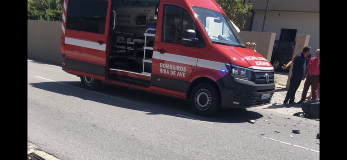 Motociclista de 36 anos ferido em despiste na N204/5