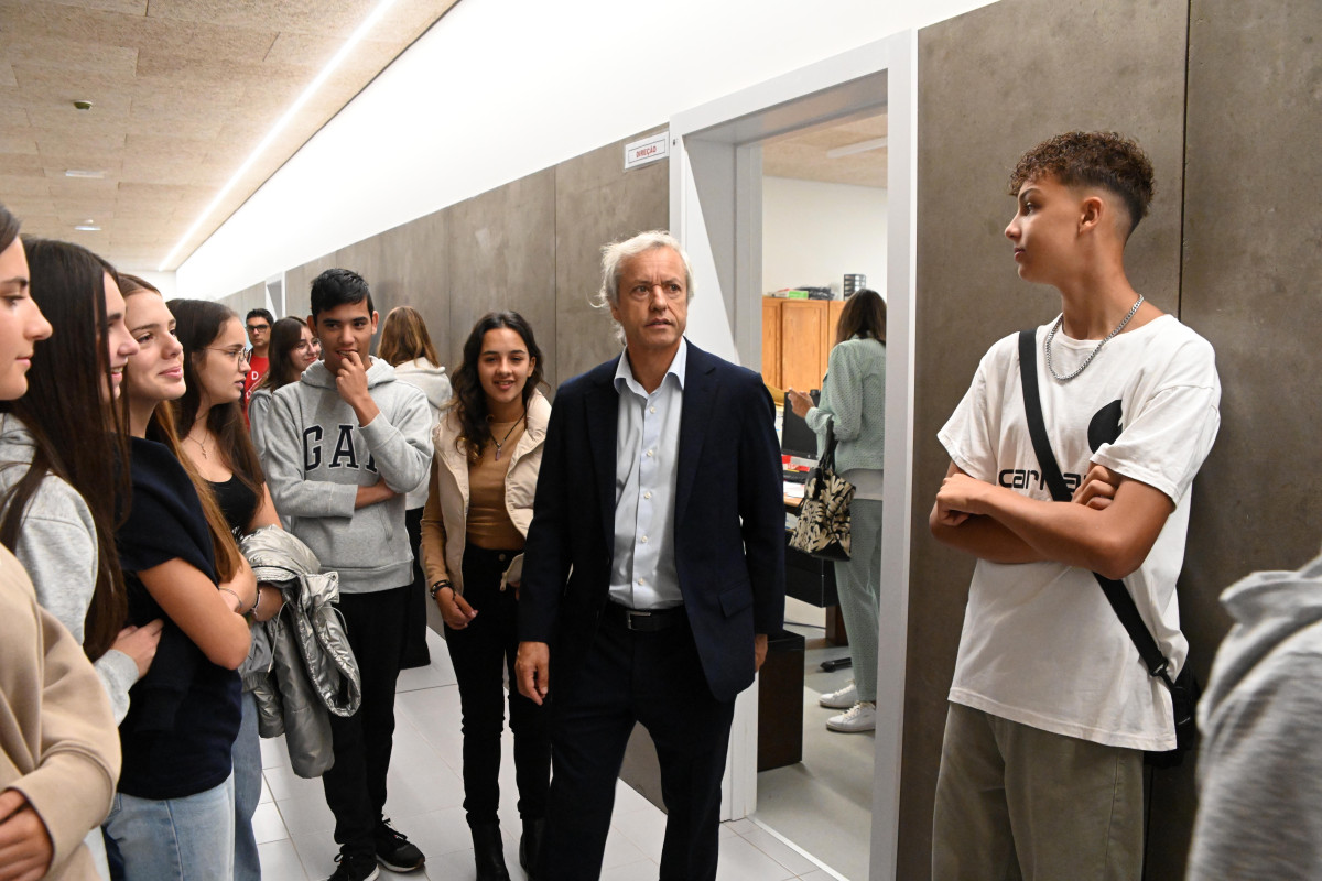 Famalicão: Mário Passos acompanhou alunos no primeiro dia de aulas