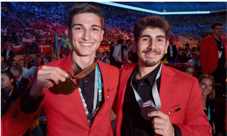 Famalicão: Simão Silva conquista medalha de bronze no Europeu das Profissões