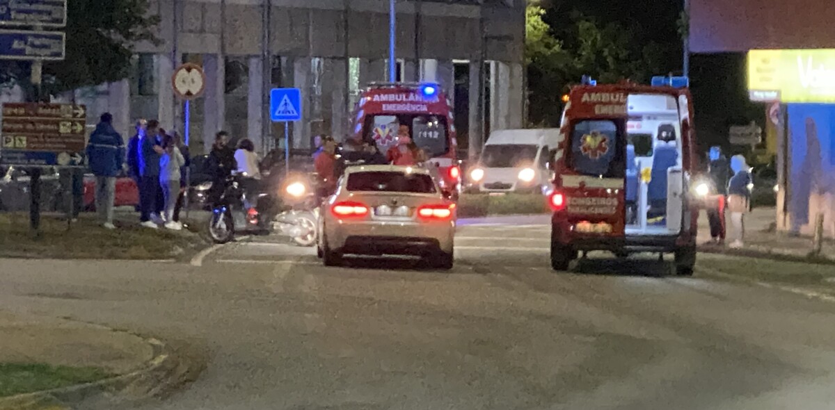 Famalicão: Bombeiros acionados para despiste de mota junto à rotunda de Sto António