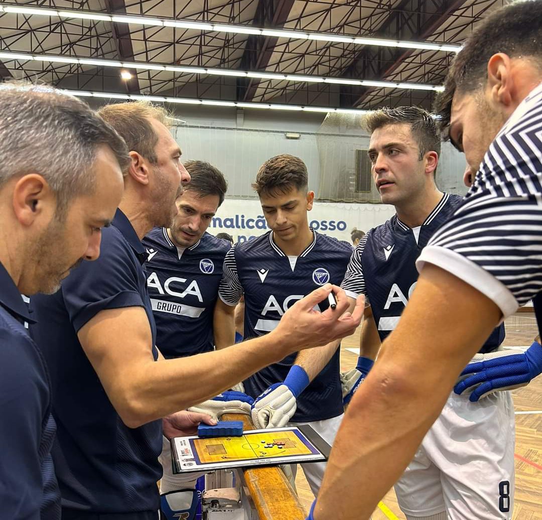 Famalicão: Edgar Peralta marca quatro na vitória do FAC