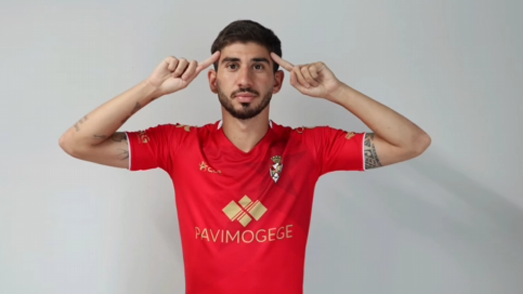Famalicão: Problemas de saúde tiram Ruizinho da Oliveirense e do futebol