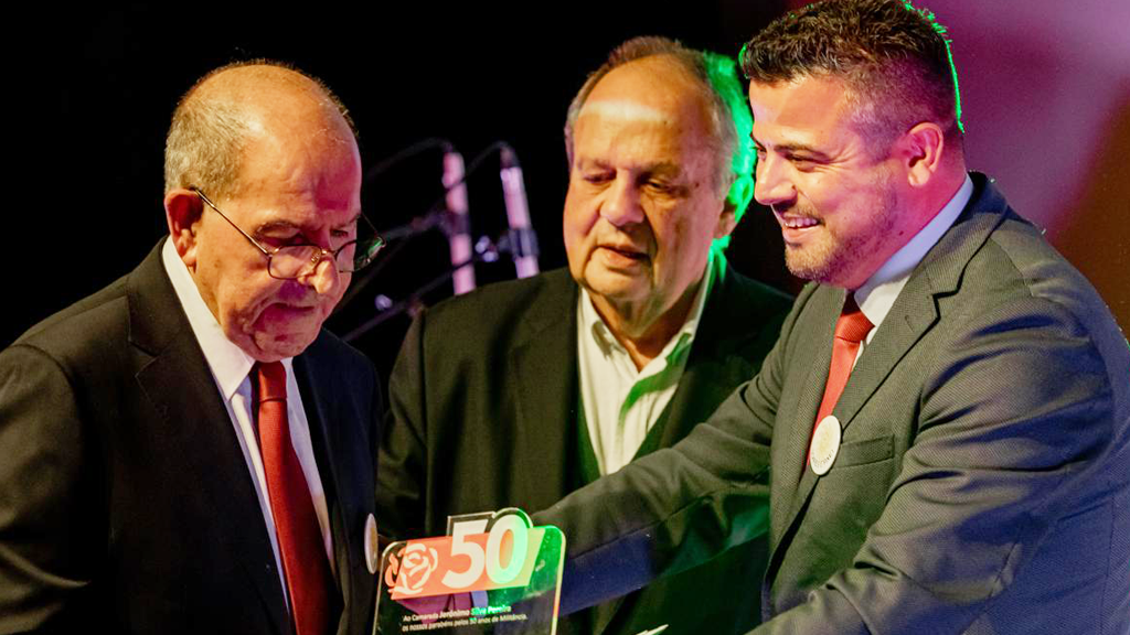 Famalicão: PS celebra os valores de Abril e presta homenagem a militantes