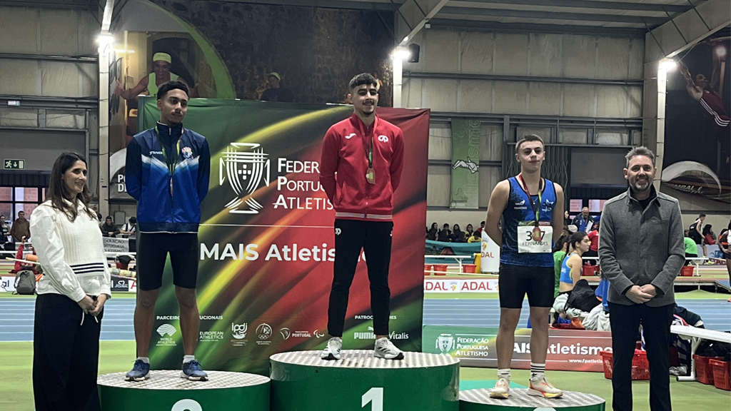 Famalicão: Francisco Fernandes alcança o bronze nos 60 metros no nacional sub-18