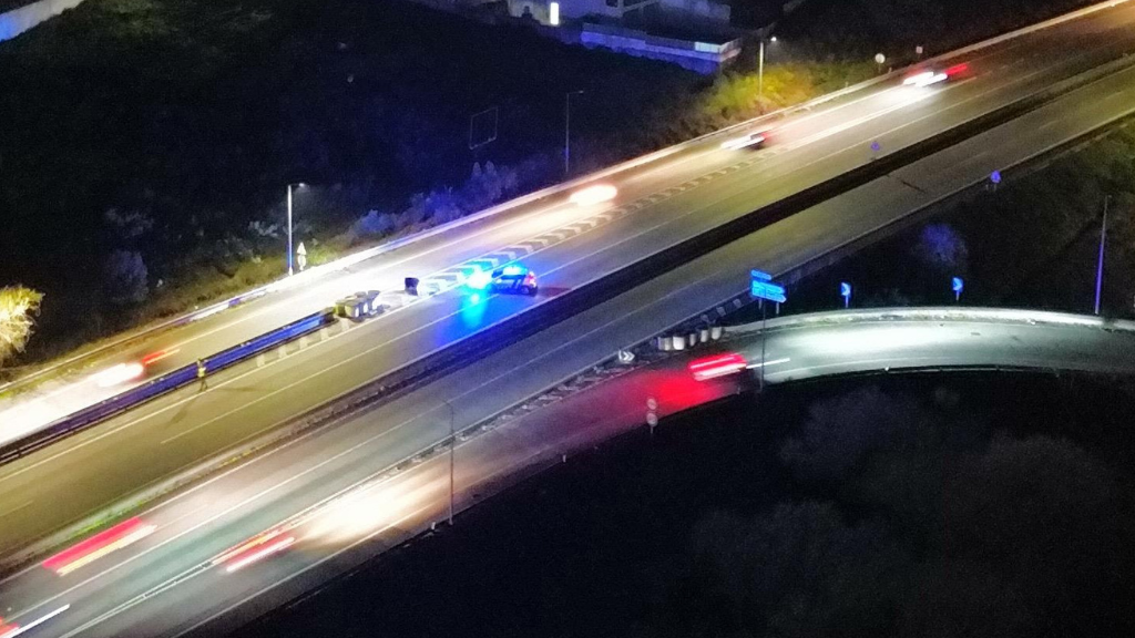 Famalicão: Variante nascente cortada ao trânsito devido a aparatoso despiste
