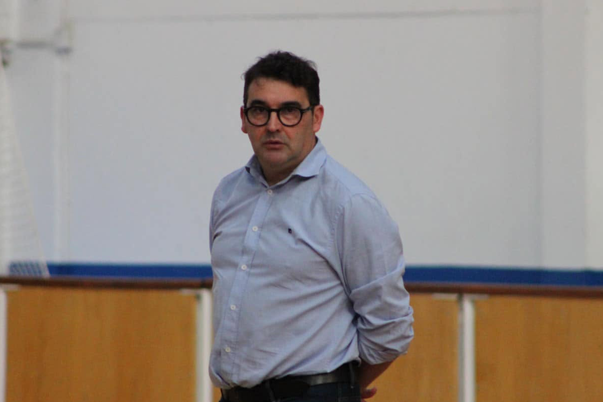 Famalicão: Vítor Pereira é o novo treinador da equipa de hóquei em patins do FAC